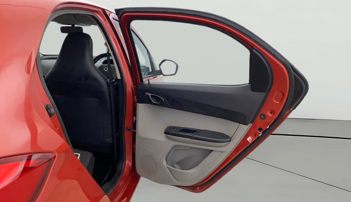 2016 Tata Tiago XM PETROL, Petrol, Manual, 1,07,366 km, RHS Rear Door