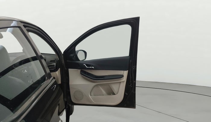 2022 Tata Tiago XZA PLUS PETROL, Petrol, Automatic, 26,313 km, RHS Front Door