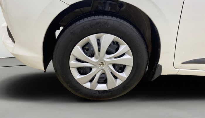 2025 Maruti Swift VXi, Petrol, Manual, 35,490 km, Left Front Wheel
