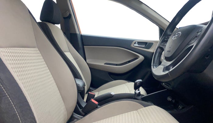 2019 Hyundai Elite i20 ASTA 1.2 (O), Petrol, Manual, 34,545 km, Right Side Front Door Cabin