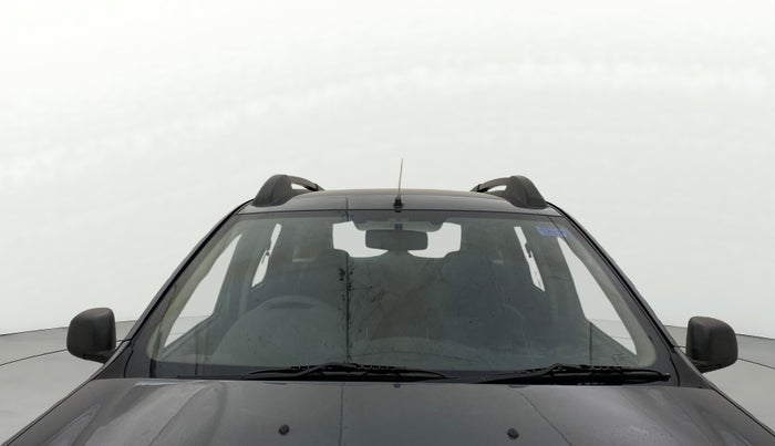 2015 Renault Duster RXE PETROL, Petrol, Manual, 64,306 km, Front Windshield