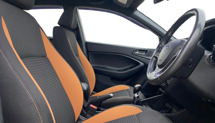 2017 Hyundai i20 Active 1.2 SX, Petrol, Manual, 74,821 km, Right Side Front Door Cabin