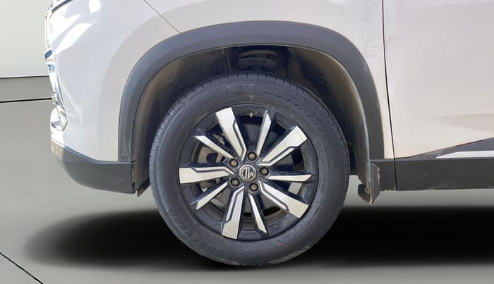 2020 MG HECTOR SHARP 1.5 DCT PETROL, Petrol, Automatic, 20,106 km, Left Front Wheel