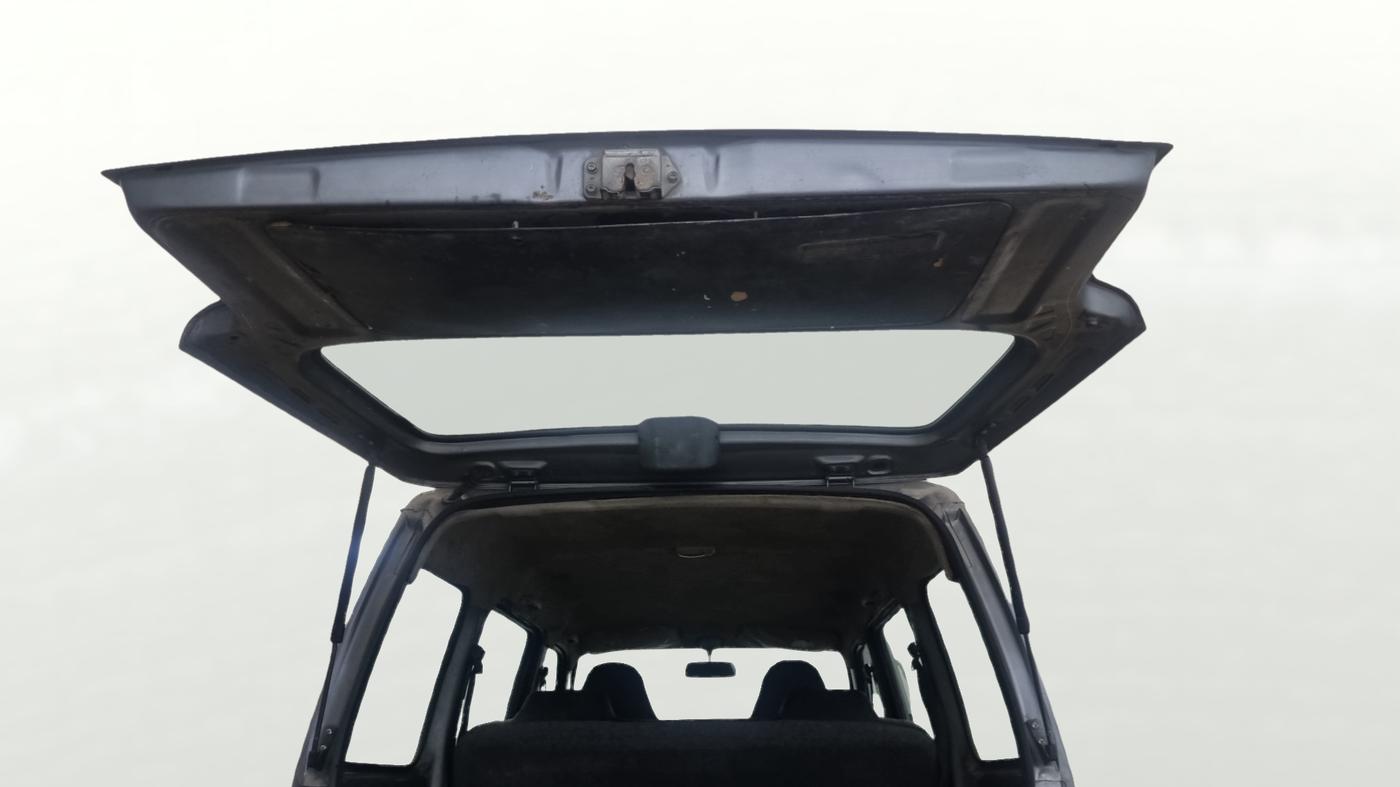 2021 Maruti Eeco 5 STR WITH A/C+HTR CNG, CNG, Manual, 1,20,611 km, Boot Door Open