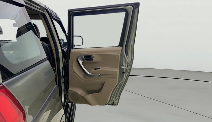 2021 Mahindra BOLERO NEO N10 R, Diesel, Manual, 1,24,389 km, RHS Rear Door