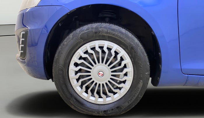 2013 Maruti Swift VXI, Petrol, Manual, 95,023 km, Left Front Wheel