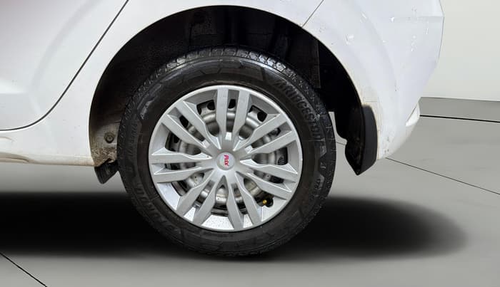 2024 Hyundai GRAND I10 NIOS ERA 1.2 KAPPA VTVT, Petrol, Manual, 16,568 km, Left Rear Wheel
