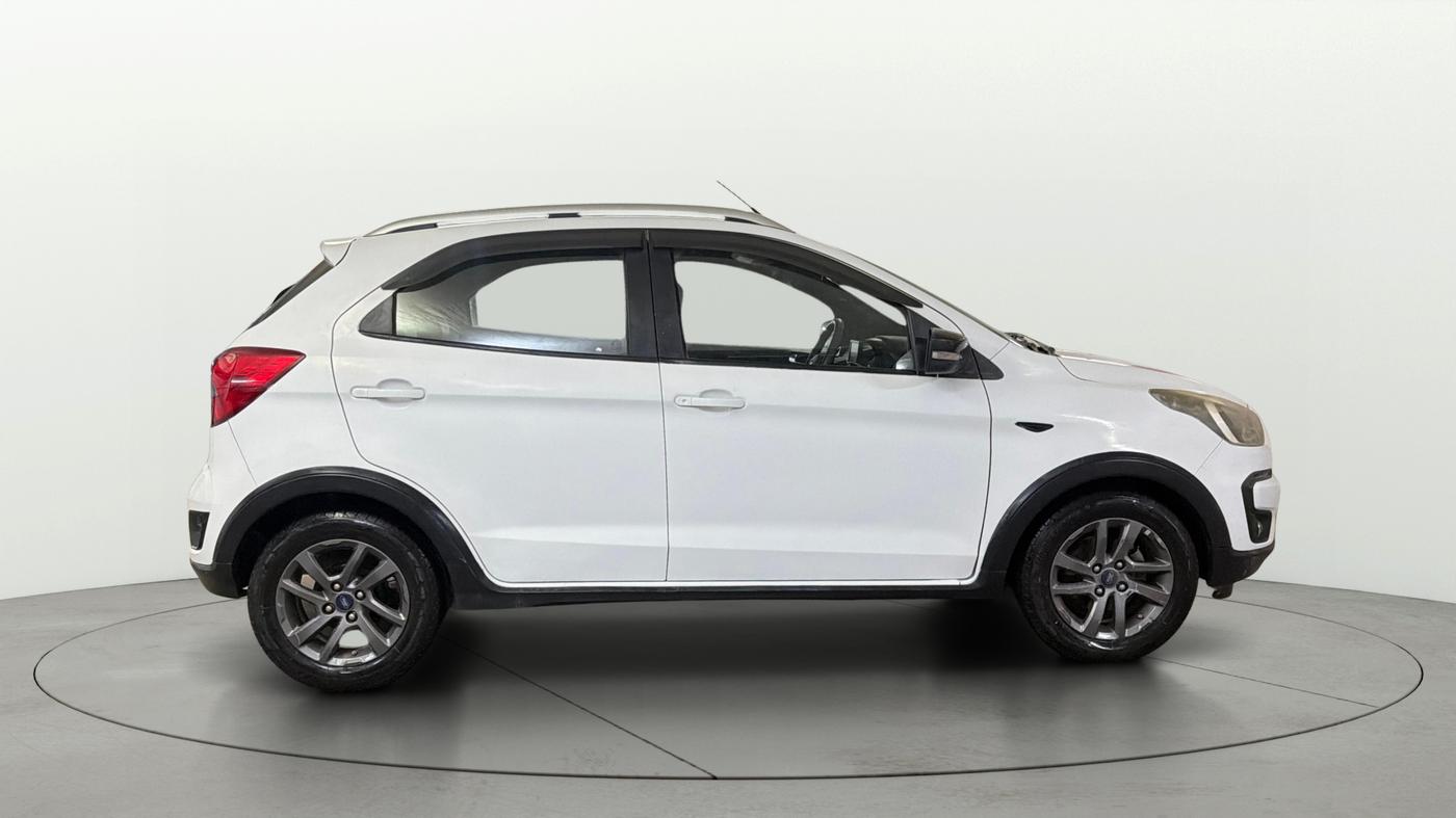 2018 Ford FREESTYLE TITANIUM 1.2 PETROL, Petrol, Manual, 1,07,569 km, Right Side View