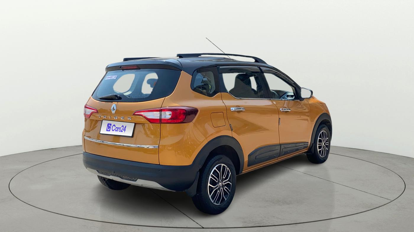 2022 Renault TRIBER RXZ AMT, Petrol, Automatic, 21,641 km, Right Back Diagonal