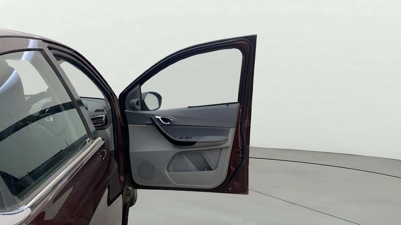 2020 Tata TIGOR XZ PLUS PETROL, Petrol, Manual, 30,031 km, RHS Front Door