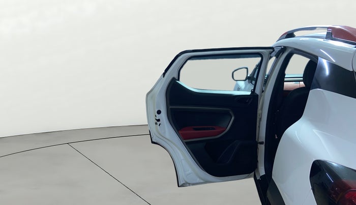 2022 Renault Kiger RXZ MT, Petrol, Manual, 28,173 km, LHS Rear Door