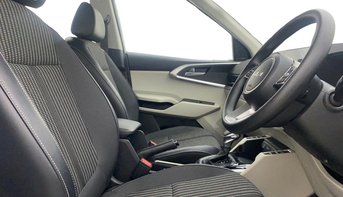 2024 KIA CARENS Prestige Plus (O) 1.5 Turbo DCT 7 STR, Petrol, Automatic, 14,306 km, Right Side Front Door Cabin