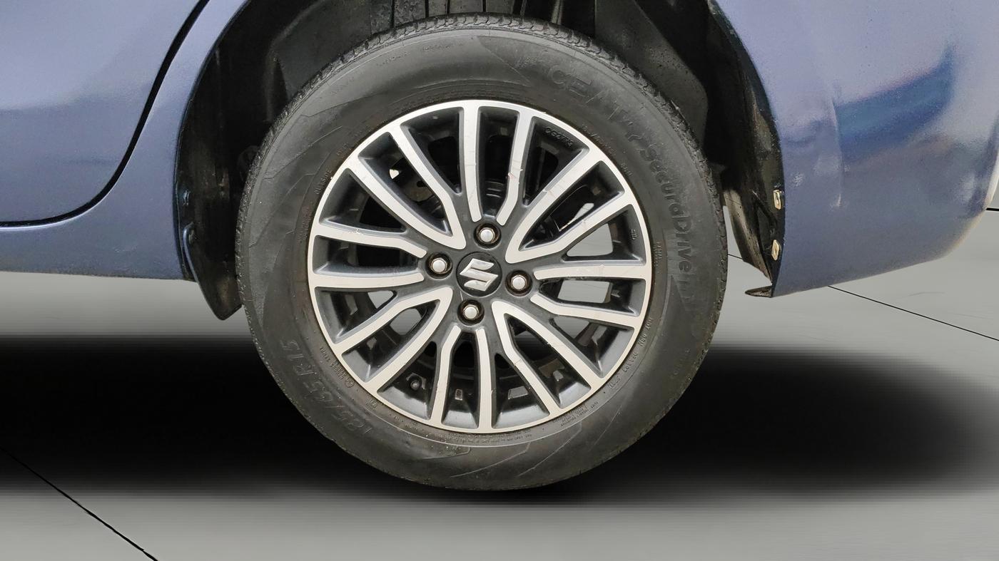2017 Maruti Dzire ZDI PLUS AMT, Diesel, Automatic, 1,37,821 km, Left Rear Wheel