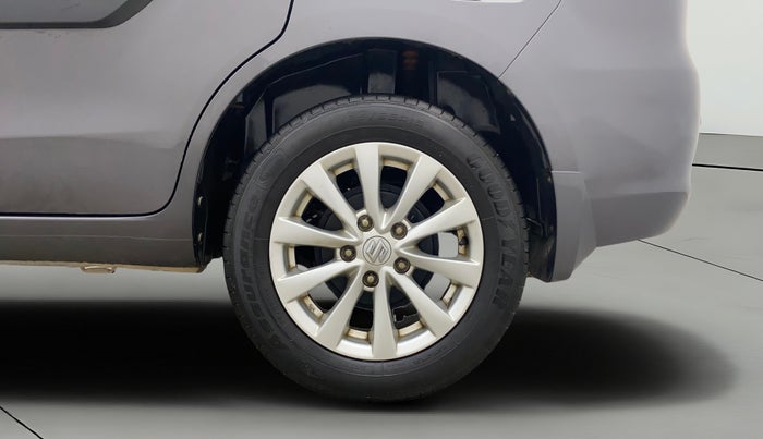 2015 Maruti Ertiga ZXI, Petrol, Manual, 81,005 km, Left Rear Wheel