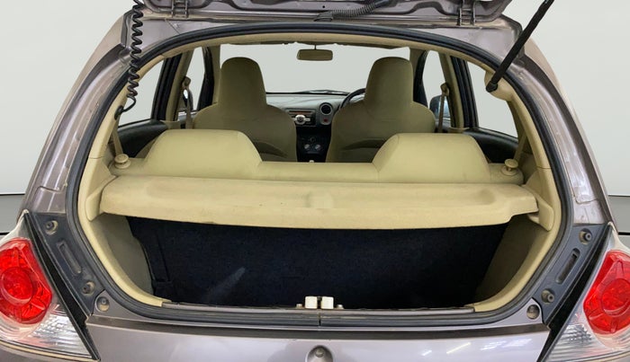 2015 Honda Brio VX MT, Petrol, Manual, 94,108 km, Boot Open Zoomed View