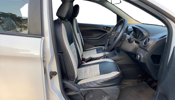 2019 Ford New Figo TITANIUM1.5 DIESEL, Diesel, Manual, 94,547 km, Right Side Front Door Cabin