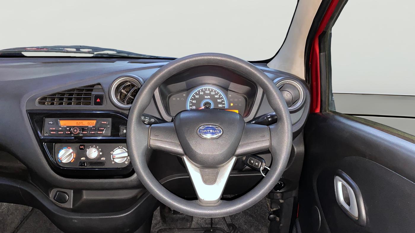 2018 Datsun Redi Go T(O) 1.0 AMT, Petrol, Automatic, 16,341 km, Steering Wheel Close Up
