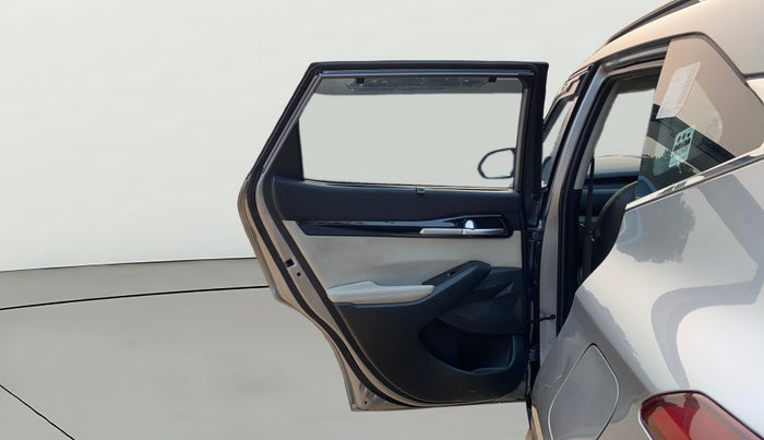 2020 KIA SELTOS HTX 1.5 PETROL, Petrol, Manual, 48,426 km, LHS Rear Door