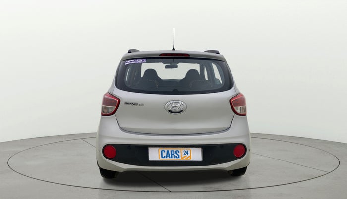 2018 Hyundai Grand i10 SPORTZ AT 1.2 KAPPA VTVT, CNG, Automatic, 86,919 km, Back/Rear