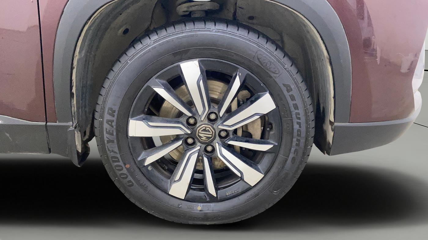 2020 MG HECTOR PLUS SHARP 2.0 DIESEL TURBO MT 6-STR, Diesel, Manual, 64,684 km, Right Front Wheel