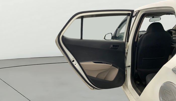 2016 Hyundai Grand i10 MAGNA 1.2 KAPPA VTVT, Petrol, Manual, 50,232 km, LHS Rear Door