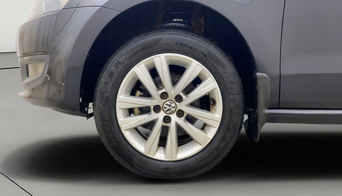 2013 Volkswagen Polo HIGHLINE DIESEL, Diesel, Manual, 67,448 km, Left Front Wheel