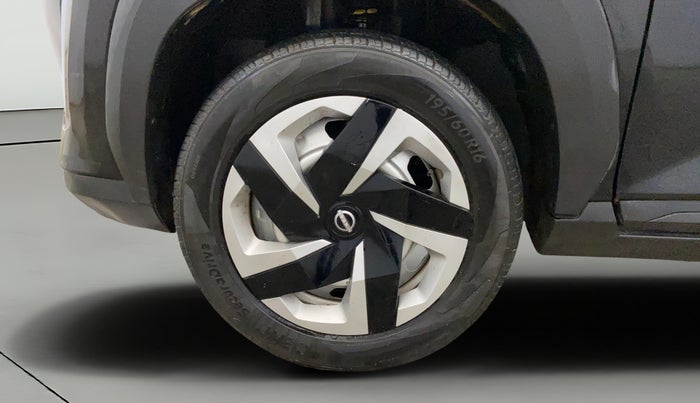 2024 Nissan MAGNITE XE, Petrol, Manual, 26,699 km, Left Front Wheel