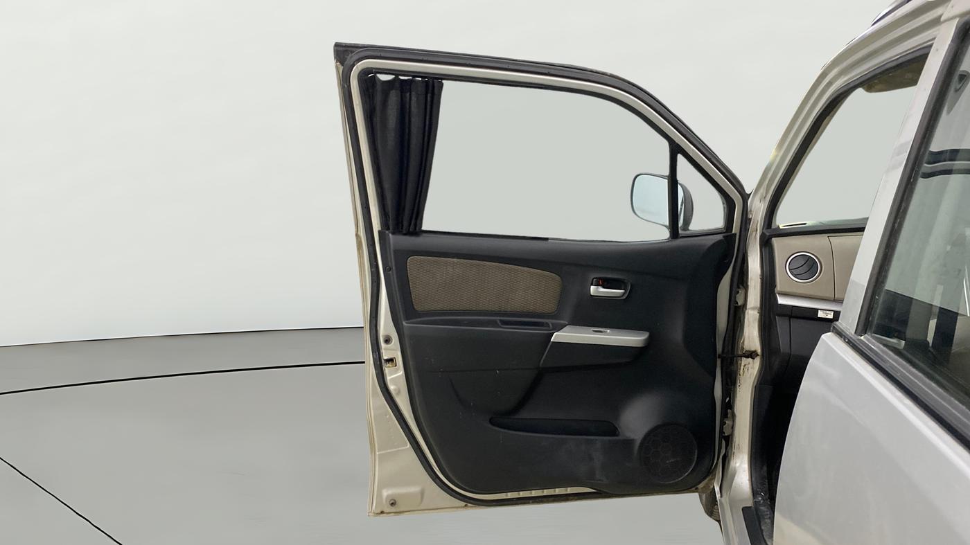 2014 Maruti Wagon R 1.0 LXI CNG, CNG, Manual, 77,391 km, LHS Front Door