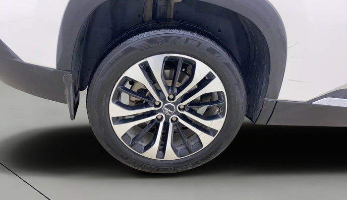 2021 MG HECTOR SHARP 1.5 PETROL CVT, Petrol, Automatic, 1,35,187 km, Right Rear Wheel