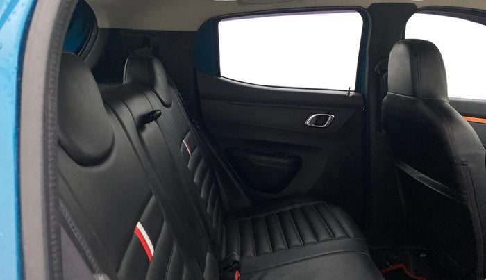 2021 Renault Kwid CLIMBER 1.0 AMT (O), Petrol, Automatic, 33,103 km, Right Side Rear Door Cabin