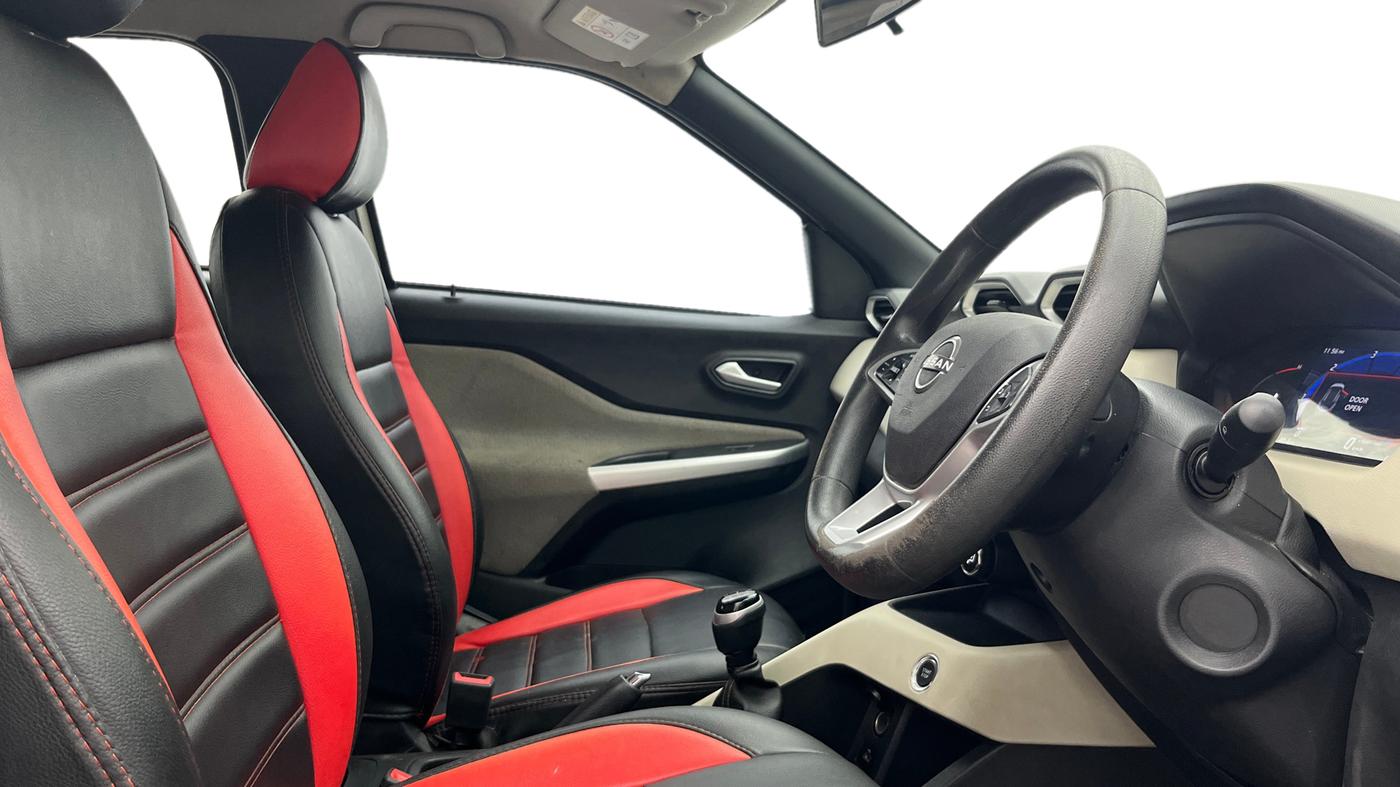 2021 Nissan MAGNITE XV TURBO, Petrol, Manual, 65,234 km, Right Side Front Door Cabin