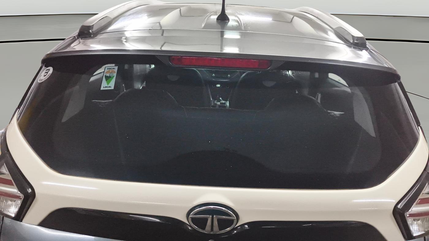 2023 Tata NEXON XM SUNROOF PETROL, Petrol, Manual, 21,988 km, Rear Windshield