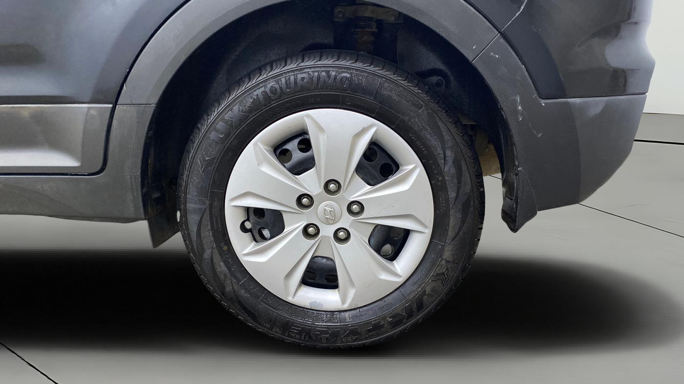 2017 Hyundai Creta E PLUS 1.6 PETROL, Petrol, Manual, 62,300 km, Left Rear Wheel