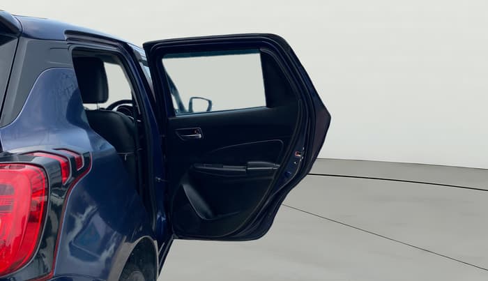2022 Maruti Swift VXI, Petrol, Manual, 20,408 km, RHS Rear Door