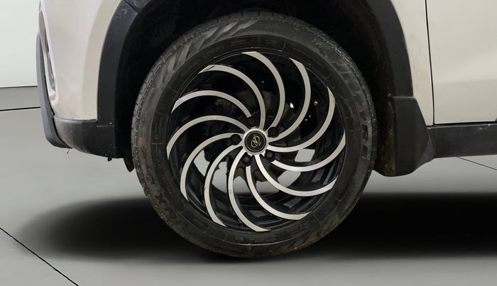 2022 Maruti Vitara Brezza VXI, Petrol, Manual, 44,506 km, Left Front Wheel