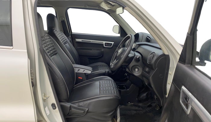 2019 Maruti S PRESSO VXI AMT, CNG, Automatic, 32,974 km, Right Side Front Door Cabin