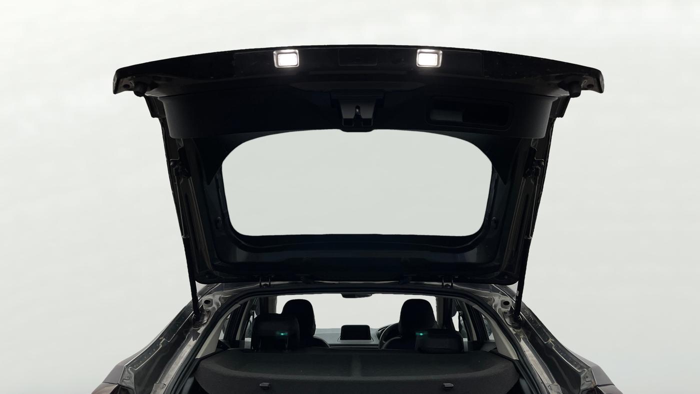 2025 Tata Curvv Pure Plus 1.2 Petrol 7DCA, Petrol, Automatic, 10,215 km, Boot Door Open