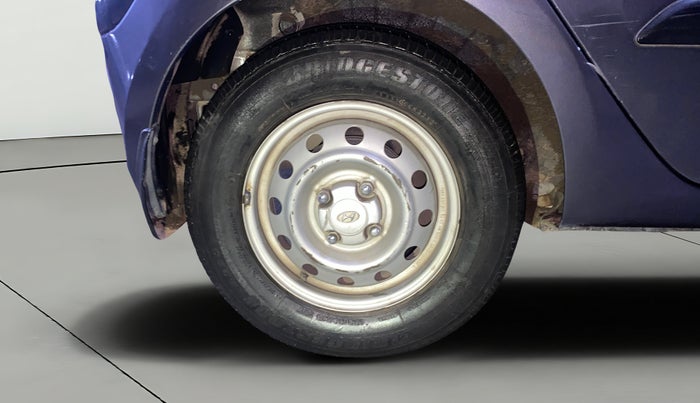 2013 Hyundai i10 MAGNA 1.1, Petrol, Manual, 31,075 km, Right Rear Wheel