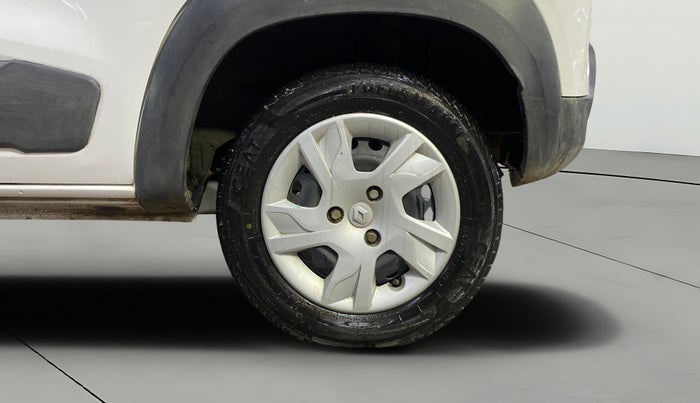 2022 Renault Kwid RXT 1.0, Petrol, Manual, 28,973 km, Left Rear Wheel