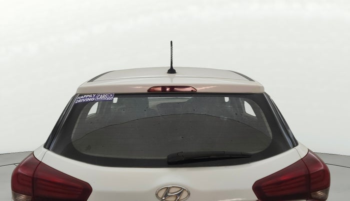 2018 Hyundai Elite i20 ASTA 1.2 (O), CNG, Manual, 92,079 km, Rear Windshield