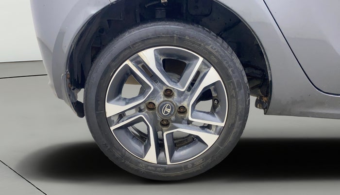 2022 Tata Tiago XZ PLUS PETROL, Petrol, Manual, 39,779 km, Right Rear Wheel