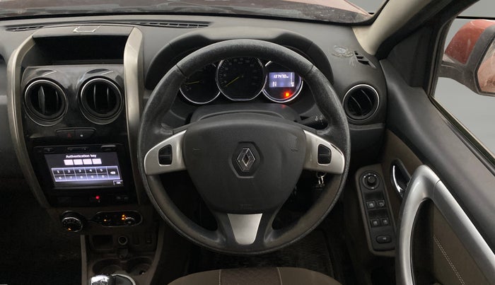 2017 Renault Duster 110 PS RXZ 4X2 AMT DIESEL, Diesel, Automatic, 1,37,469 km, Steering Wheel Close Up