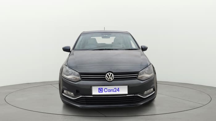 2016 Volkswagen Polo HIGHLINE1.2L, Petrol, Manual, 61,711 km, Front