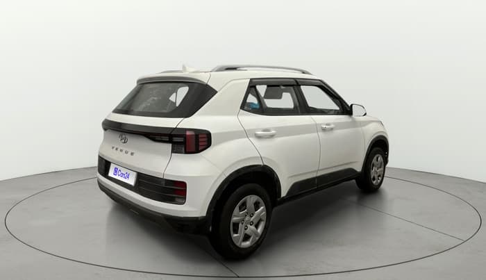 2022 Hyundai VENUE S(O) 1.2, Petrol, Manual, 39,698 km, Right Back Diagonal