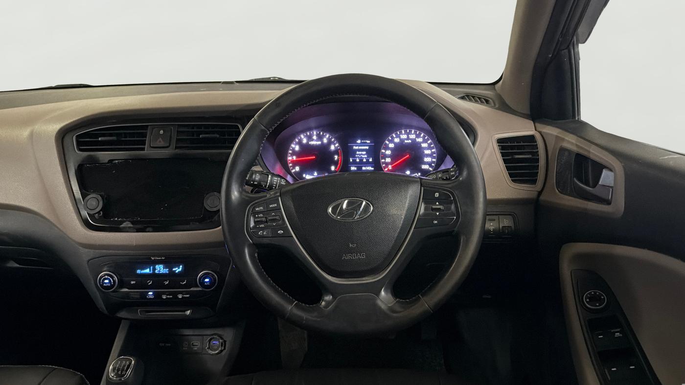 2018 Hyundai Elite i20 ASTA 1.2 (O), Petrol, Manual, 86,118 km, Steering Wheel Close Up