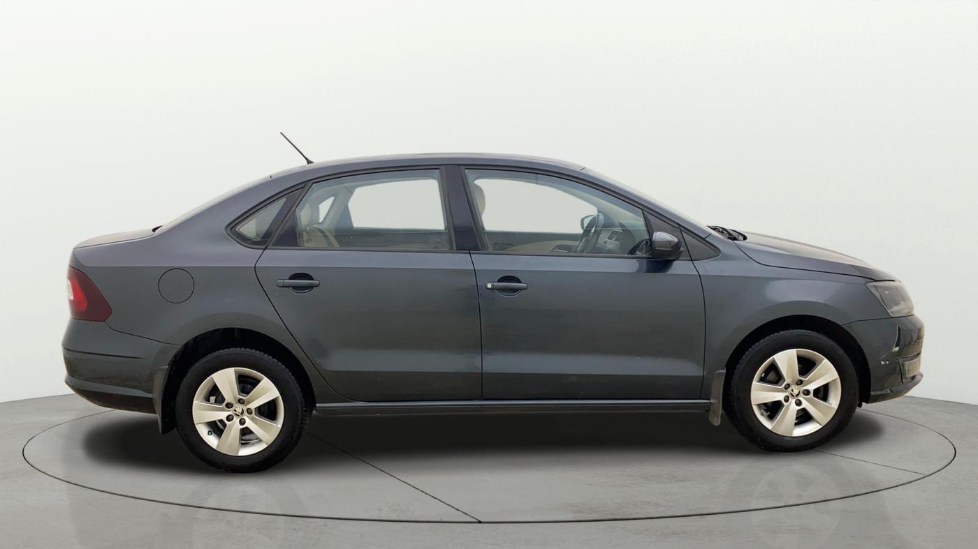 2020 Skoda Rapid 1.0 AMBITION TSI MT, Petrol, Manual, 82,390 km, Right Side View