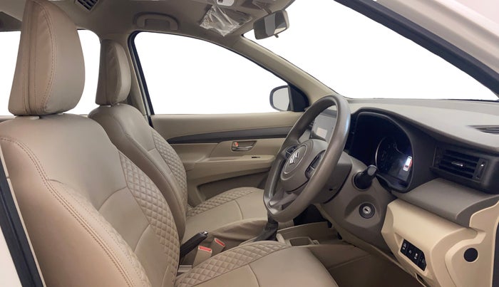 2021 Maruti Ertiga VXI AT SHVS, Petrol, Automatic, 52,323 km, Right Side Front Door Cabin