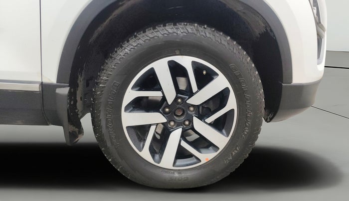 2022 Tata Harrier XZ PLUS 2.0L, Diesel, Manual, 97,048 km, Right Front Wheel