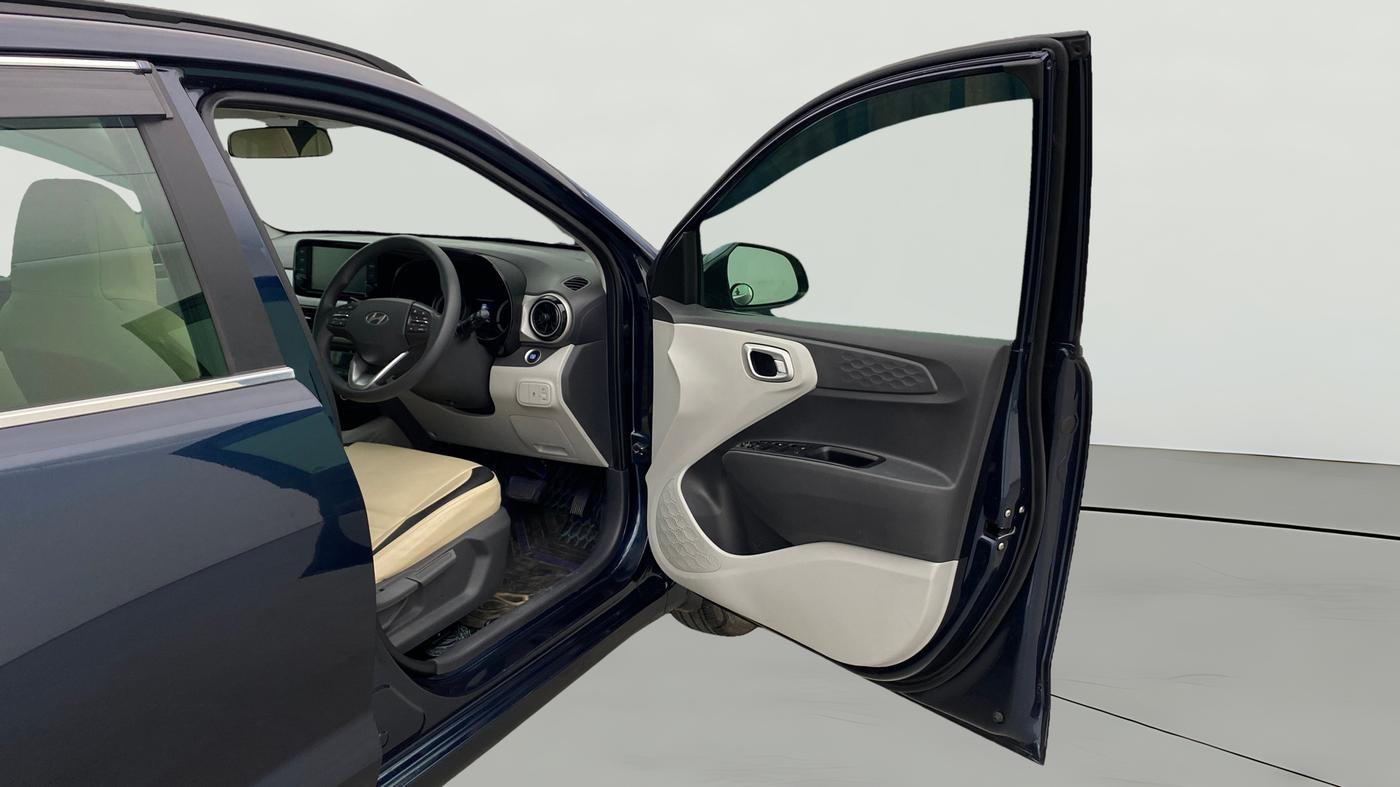 2025 Hyundai GRAND I10 NIOS Sportz (O) 1.2 Kappa AMT, Petrol, Automatic, 3,161 km, RHS Front Door