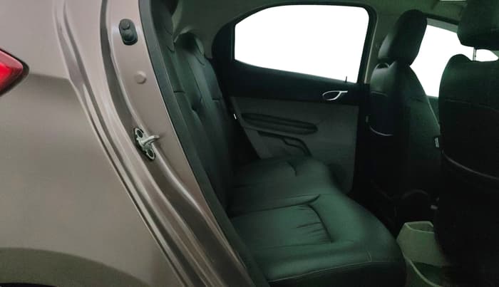2018 Tata Tiago XZA PETROL, Petrol, Automatic, 27,036 km, Right Side Rear Door Cabin